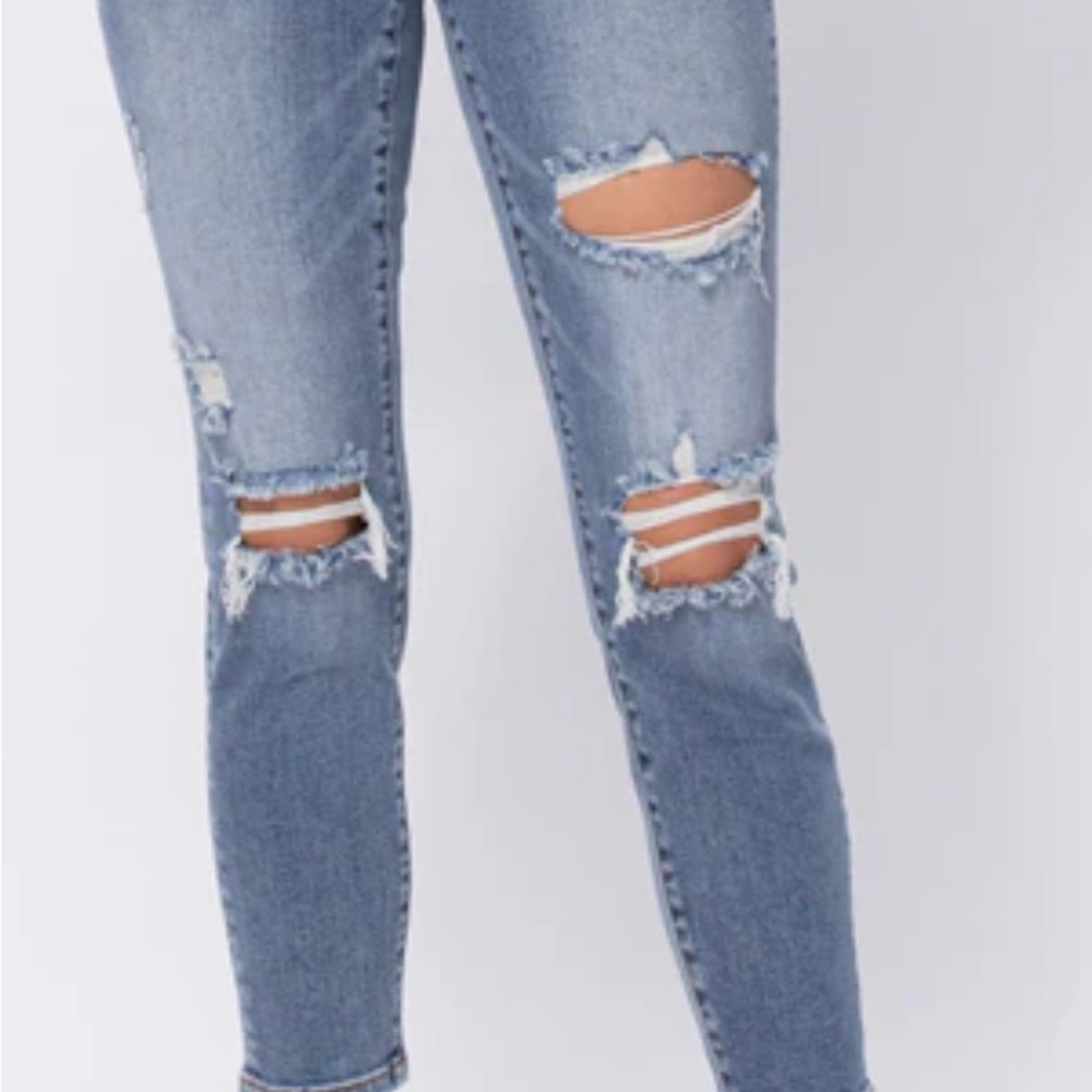 Judy Blue Ripped Light Blue Skinny Jeans